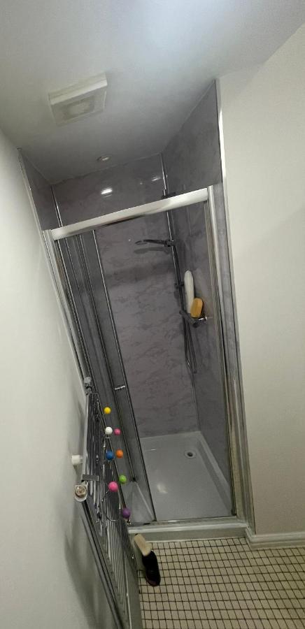 Апартаменты Luton Short Term Lets - Cardiff Road Экстерьер фото