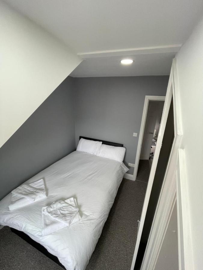 Апартаменты Luton Short Term Lets - Cardiff Road Экстерьер фото